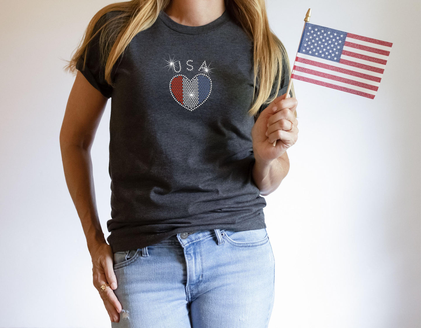 USA America 250th Sweatshirt Rhinestone Heart Flag, 1776 2026 Anniversary American Flag Ladies sweater Patriotic Bling Sparkly, 4th of July